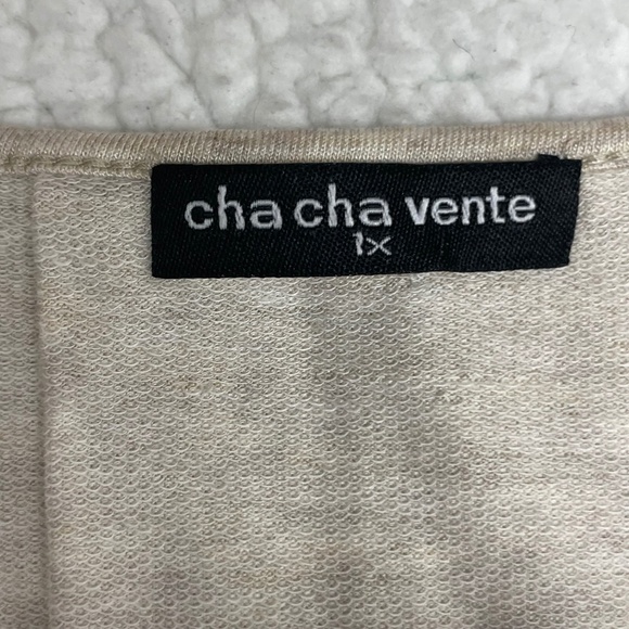 Women’s Cha Cha Vinte Beige 1X Tunic Top - Picture 10 of 14